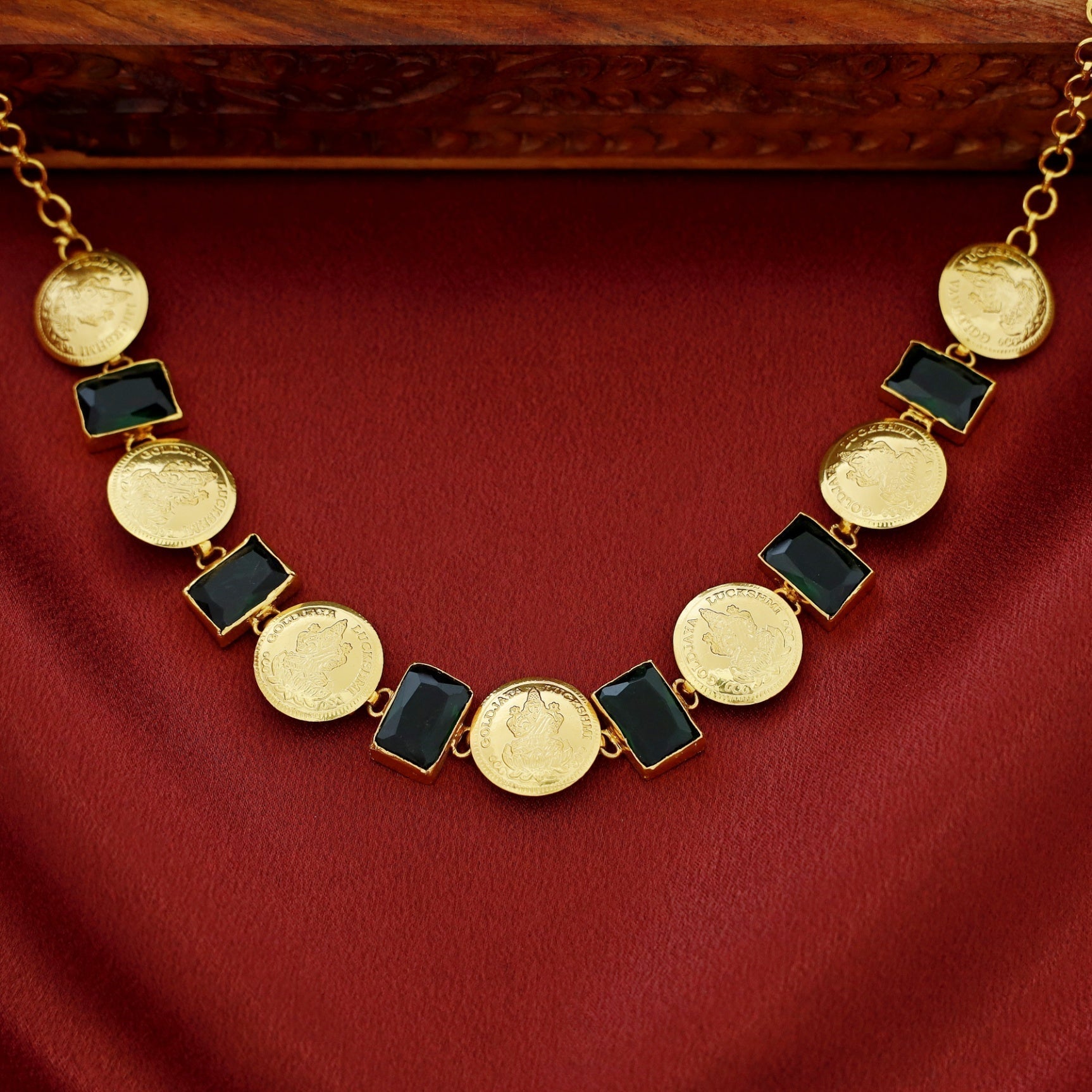 Rectangle Choker